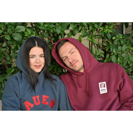 Φούτερ με κουκούλα με κεντημένο λογότυπο