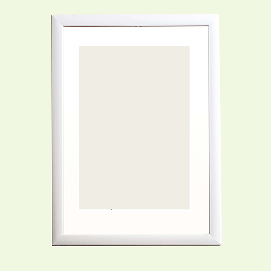 Κορνίζα τοίχου ξύλινη για πτυχίο με τζάμι ματ - Λευκό χρώμα